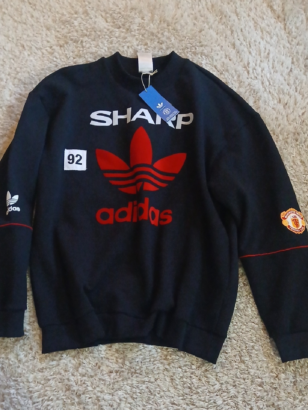NWT UNISEX ADIDAS VELVET LOGO SWEATSHIRT